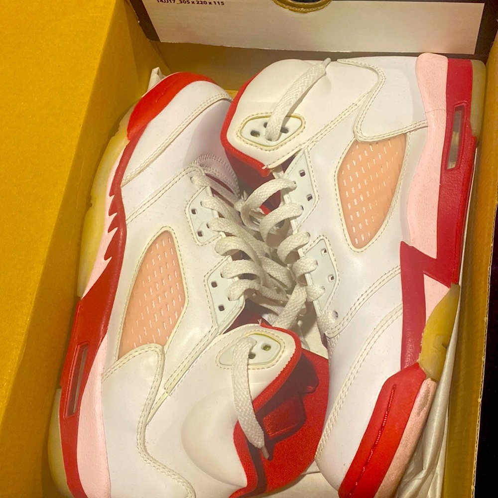 Authentic Air Jordan Retro size 7 youth in white, gym-red, and rose mousse.
